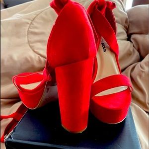 V suede plot twist goes up ankle platform shoe